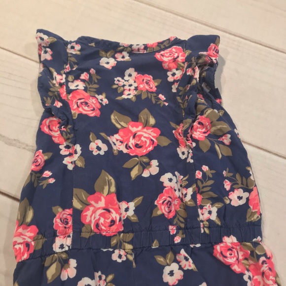 8/$25 Carter’s Navy Flower Ruffle Romper 2T - Picture 10 of 16
